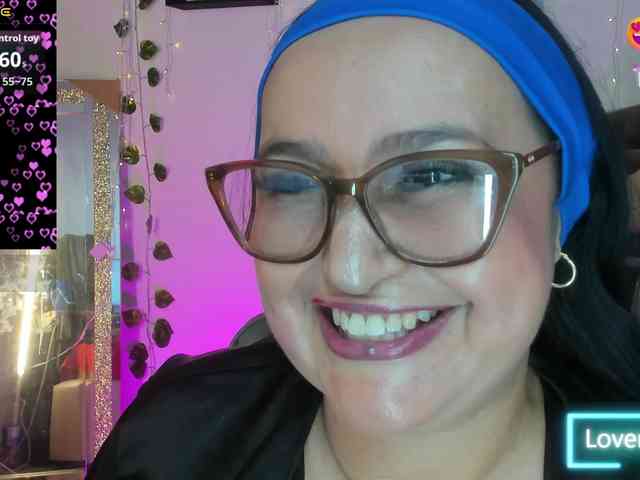 Gianahomi Live Webcam on BongaCams