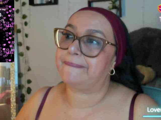 Gianahomi Live Webcam on BongaCams