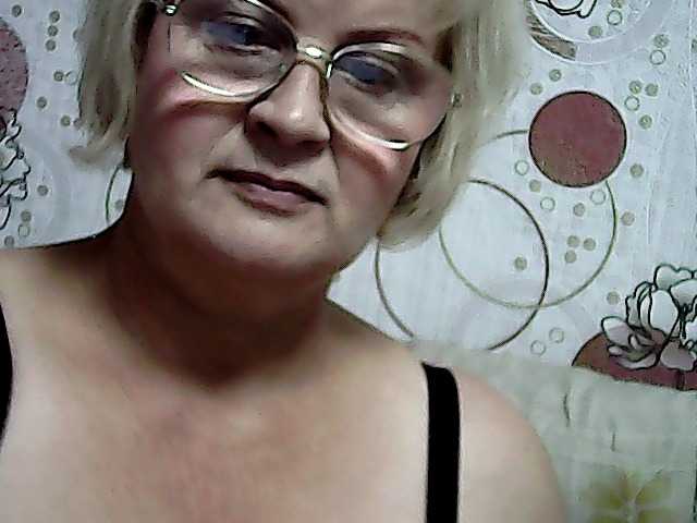 Katia2525 live cam on BongaCams