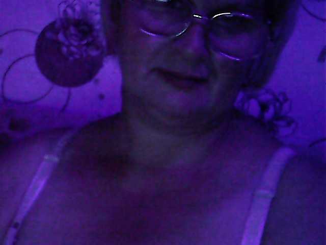 Katia2525 live cam on BongaCams