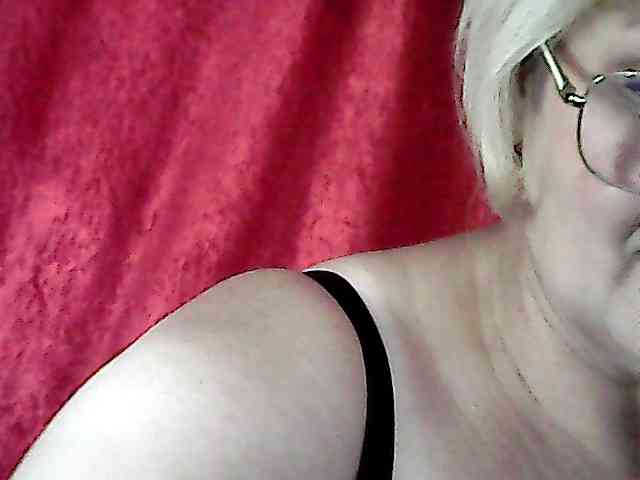 Katia2525 webcam