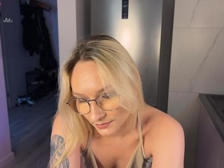 d0nt0uchmy4ss Porn Show