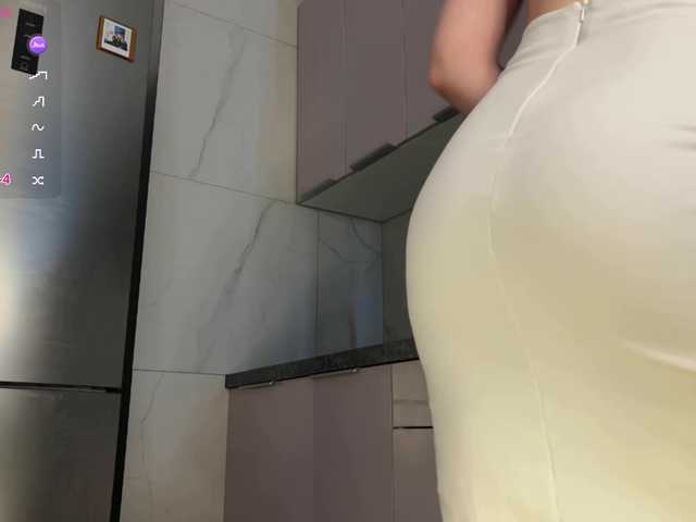 d0nt0uchmy4ss live cam on BongaCams