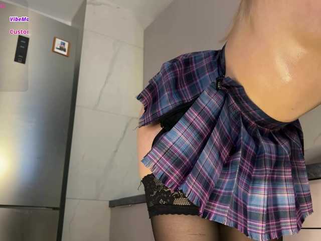 d0nt0uchmy4ss live cam on BongaCams