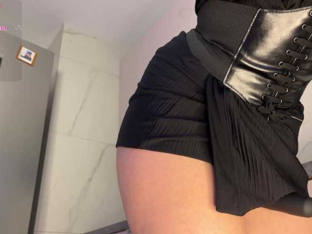 d0nt0uchmy4ss live cam on BongaCams