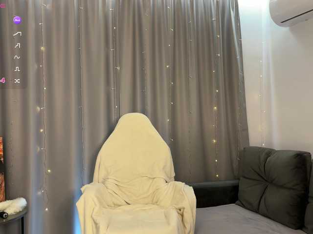 d0nt0uchmy4ss's BongaCams show and profile