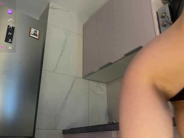 d0nt0uchmy4ss webcam