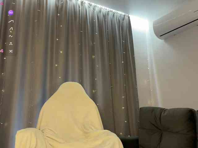 d0nt0uchmy4ss webcam