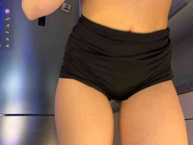 d0nt0uchmy4ss webcam