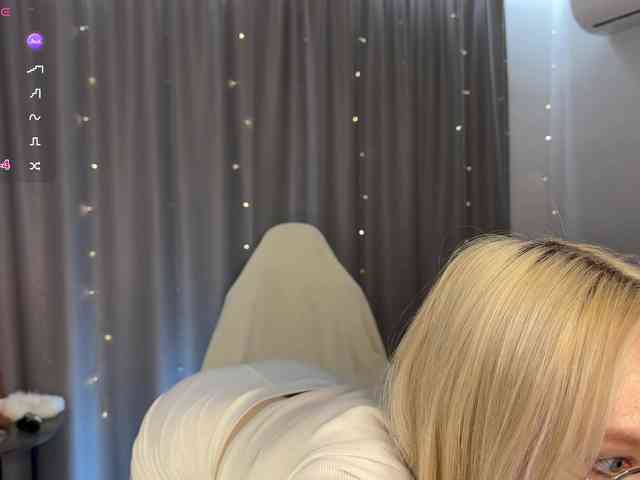 d0nt0uchmy4ss webcam