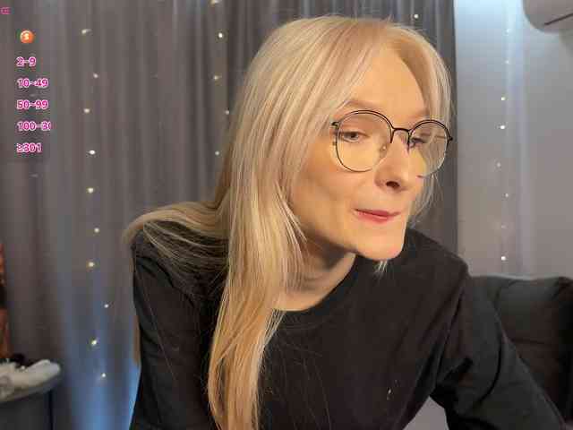 d0nt0uchmy4ss webcam