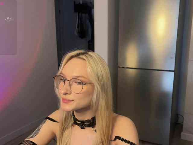 d0nt0uchmy4ss Live Webcam on BongaCams