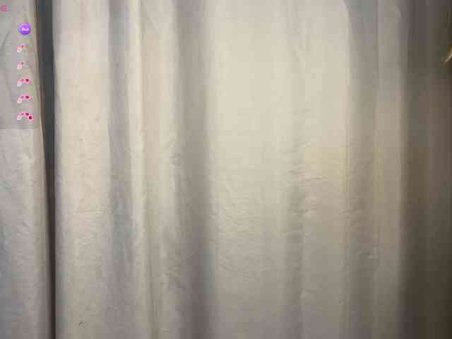 d0nt0uchmy4ss webcam