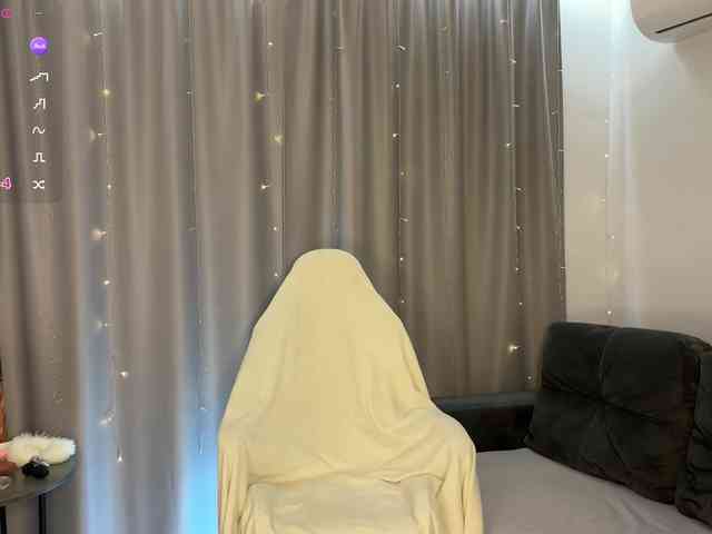 d0nt0uchmy4ss webcam