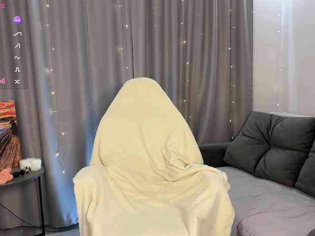 d0nt0uchmy4ss webcam