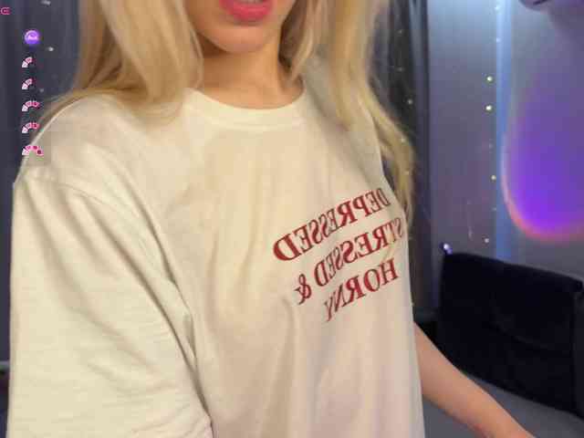 d0nt0uchmy4ss webcam