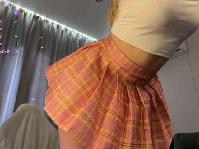 d0nt0uchmy4ss webcam