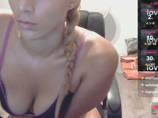 DarcieRoselli live webcam show