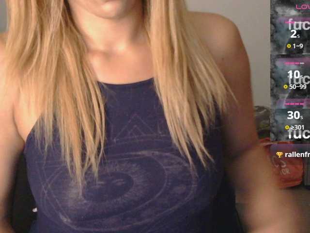 DarcieRoselli live webcam show