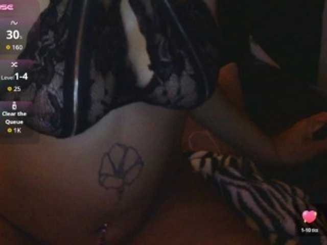 DarcieRoselli live cam on BongaCams