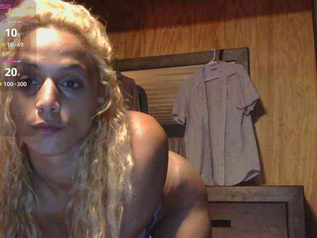 Modella: DarcieBerardino