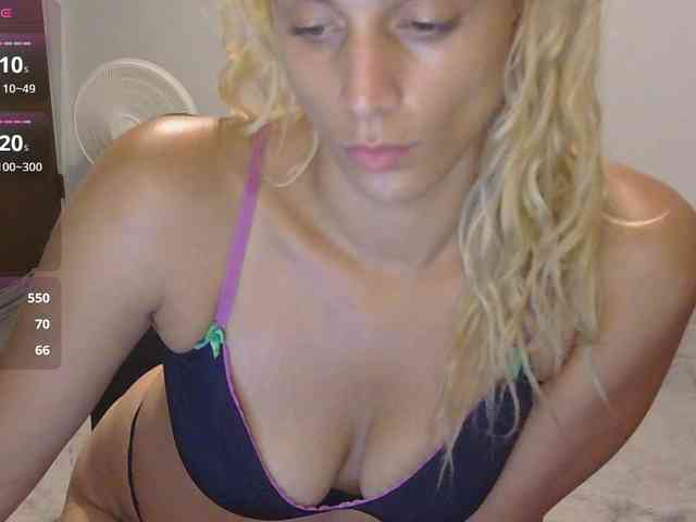 Modelo: DarcieBerardino