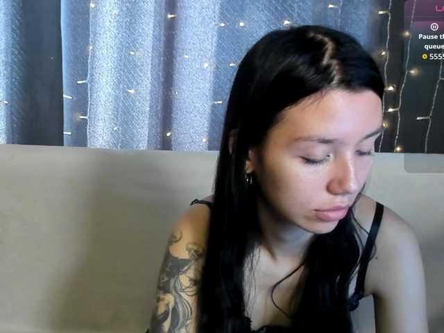 Amelia-skyy live webcam show