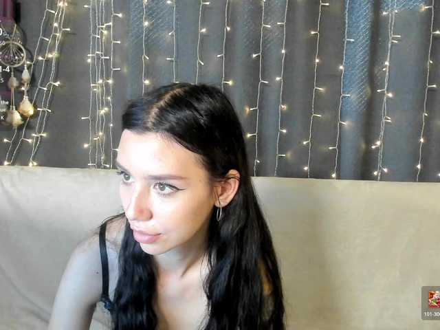 Amelia-skyy live cam on BongaCams