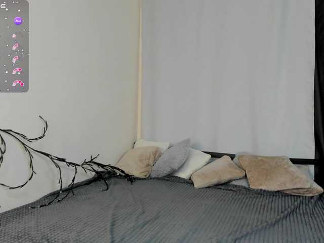 Amelia-skyy live cam