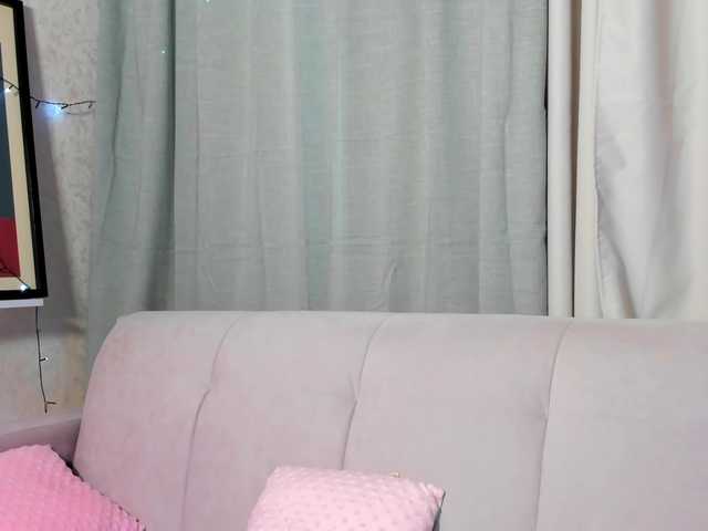 Amelia-skyy live cam on BongaCams