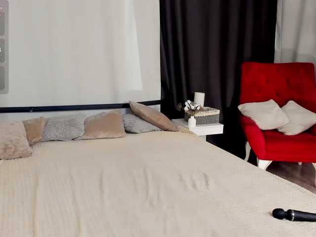 Amelia-skyy, live now on BongaCams