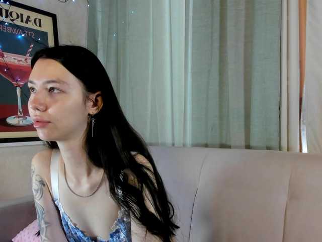 Amelia-skyy live cam on BongaCams