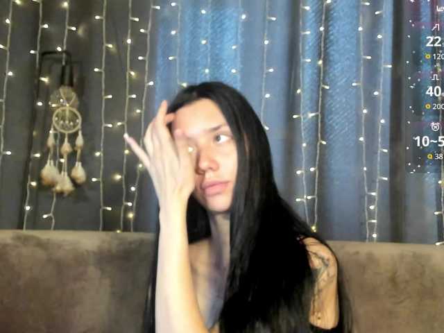 Amelia-skyy live cam on BongaCams