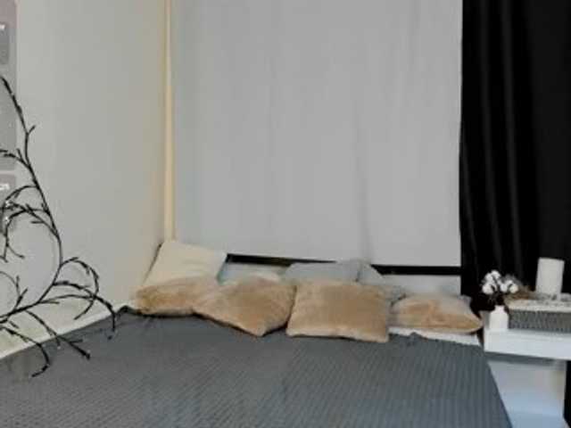 Amelia-skyy live cam on BongaCams