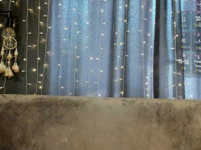Amelia-skyy live cam on BongaCams