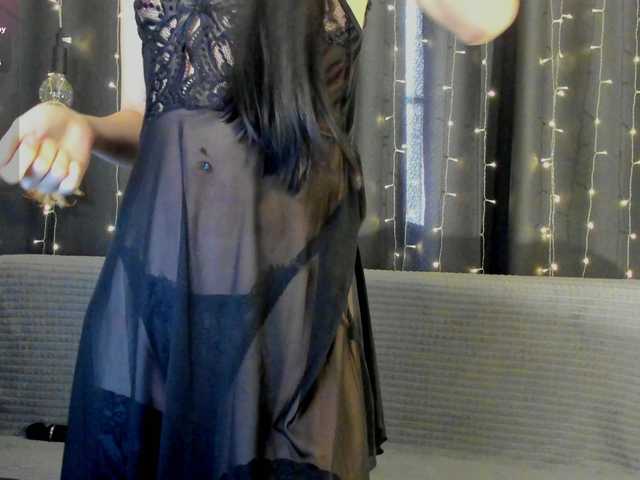 Amelia-skyy live cam on BongaCams