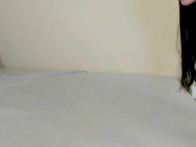 Amelia-skyy live cam