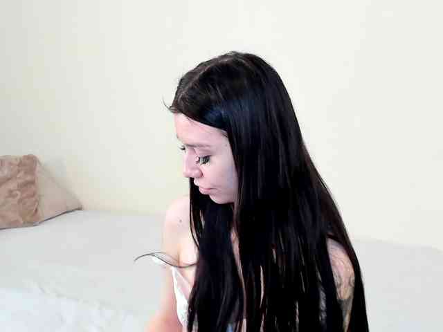 Модель: Amelia-skyy