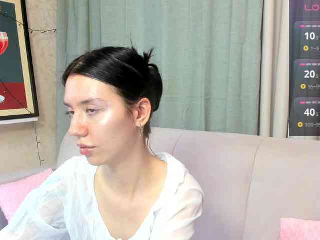 Amelia-skyy Live Webcam on BongaCams