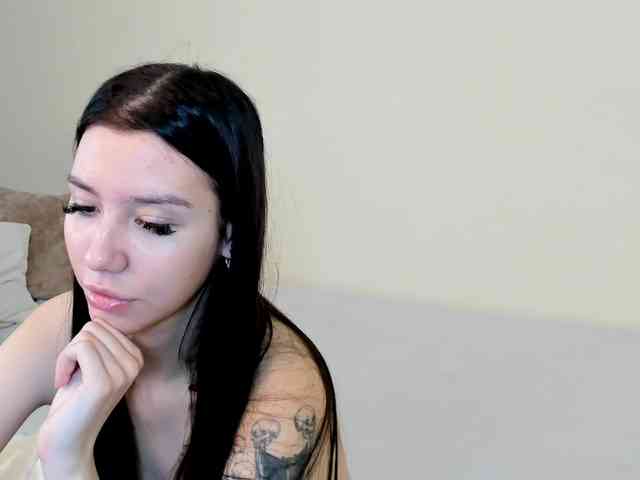 Модель: Amelia-skyy