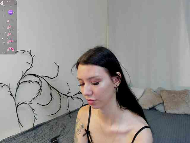 Модель: Amelia-skyy