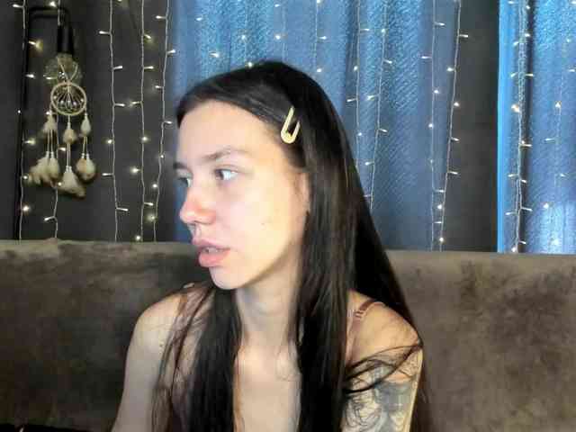 Amelia-skyy Sex Cam Show