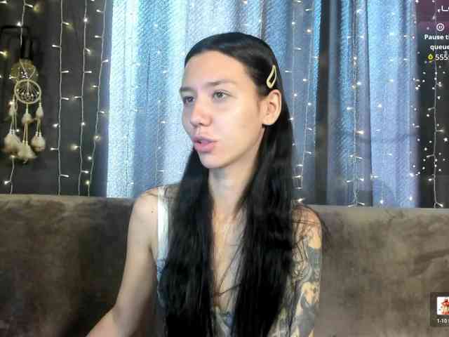 Amelia-skyy webcam