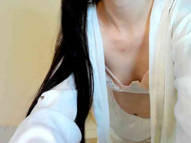 Модель: Amelia-skyy