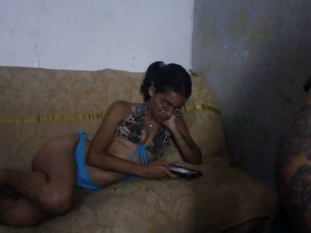pocahontasb1 live cam on BongaCams