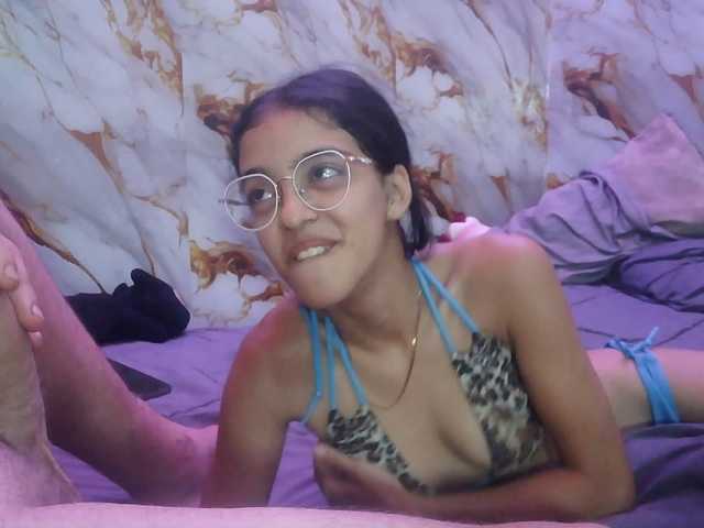 pocahontasb1 live cam on BongaCams