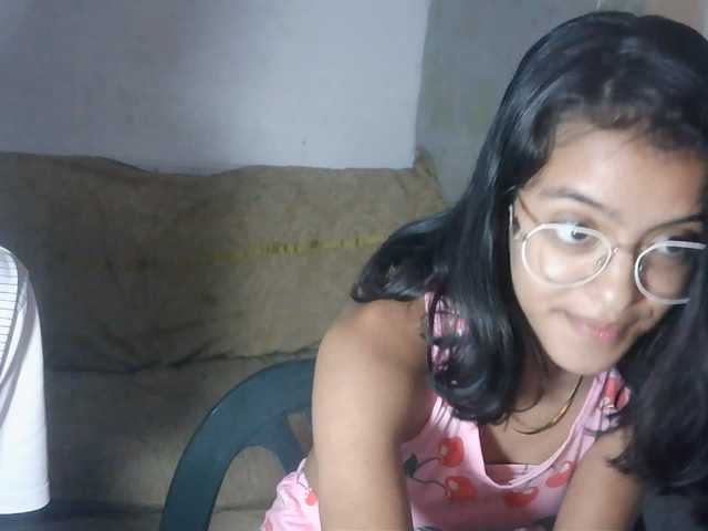 pocahontasb1 live cam on BongaCams