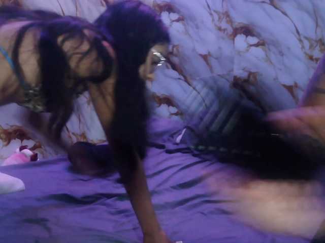 pocahontasb1 live webcam show
