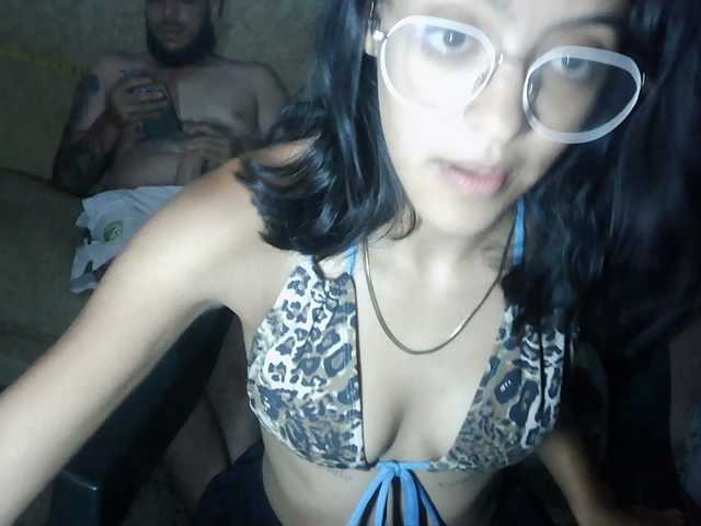 pocahontasb1 live cam on BongaCams