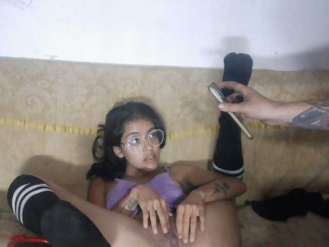 pocahontasb1 live cam on BongaCams